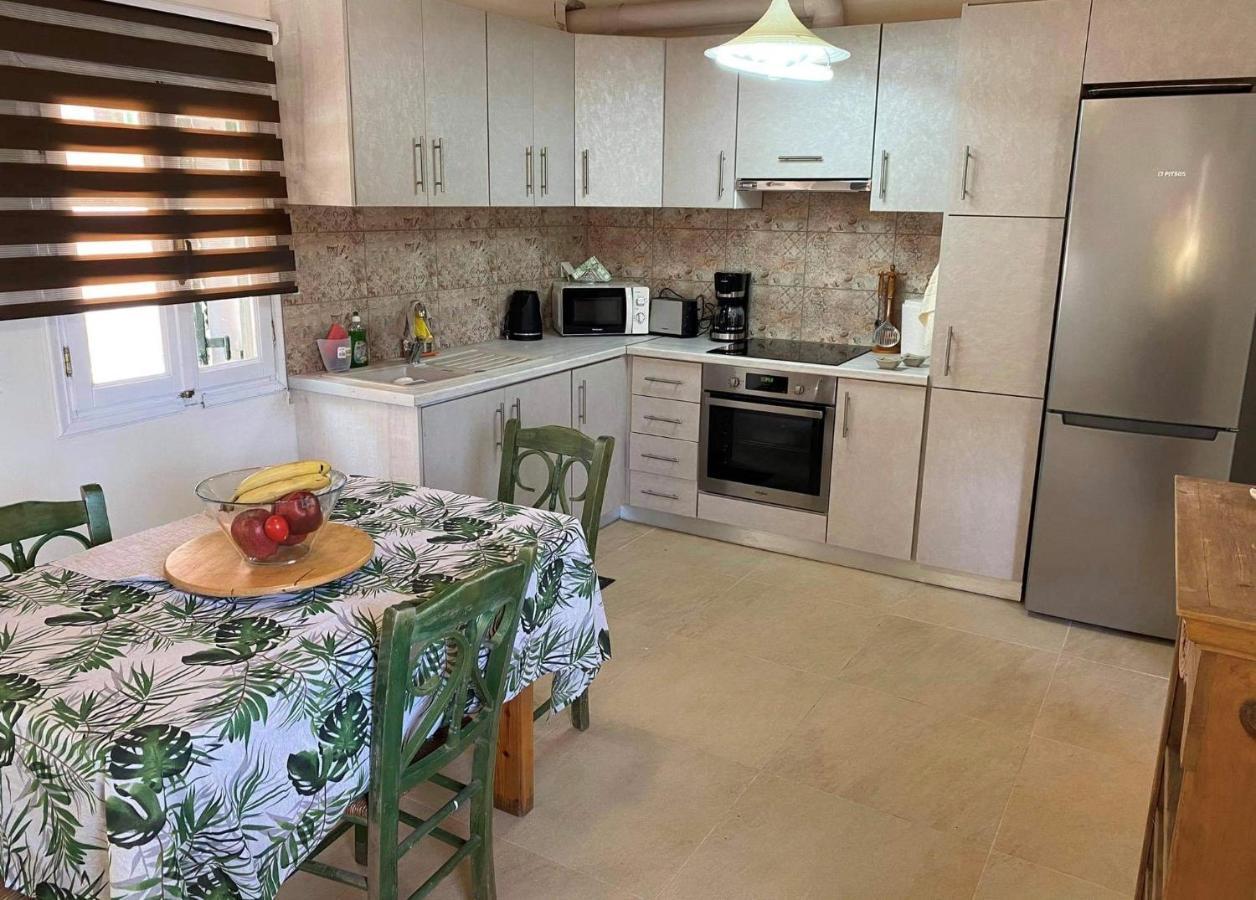 Lena'S Traditional Villa Agia Efimia Bagian luar foto