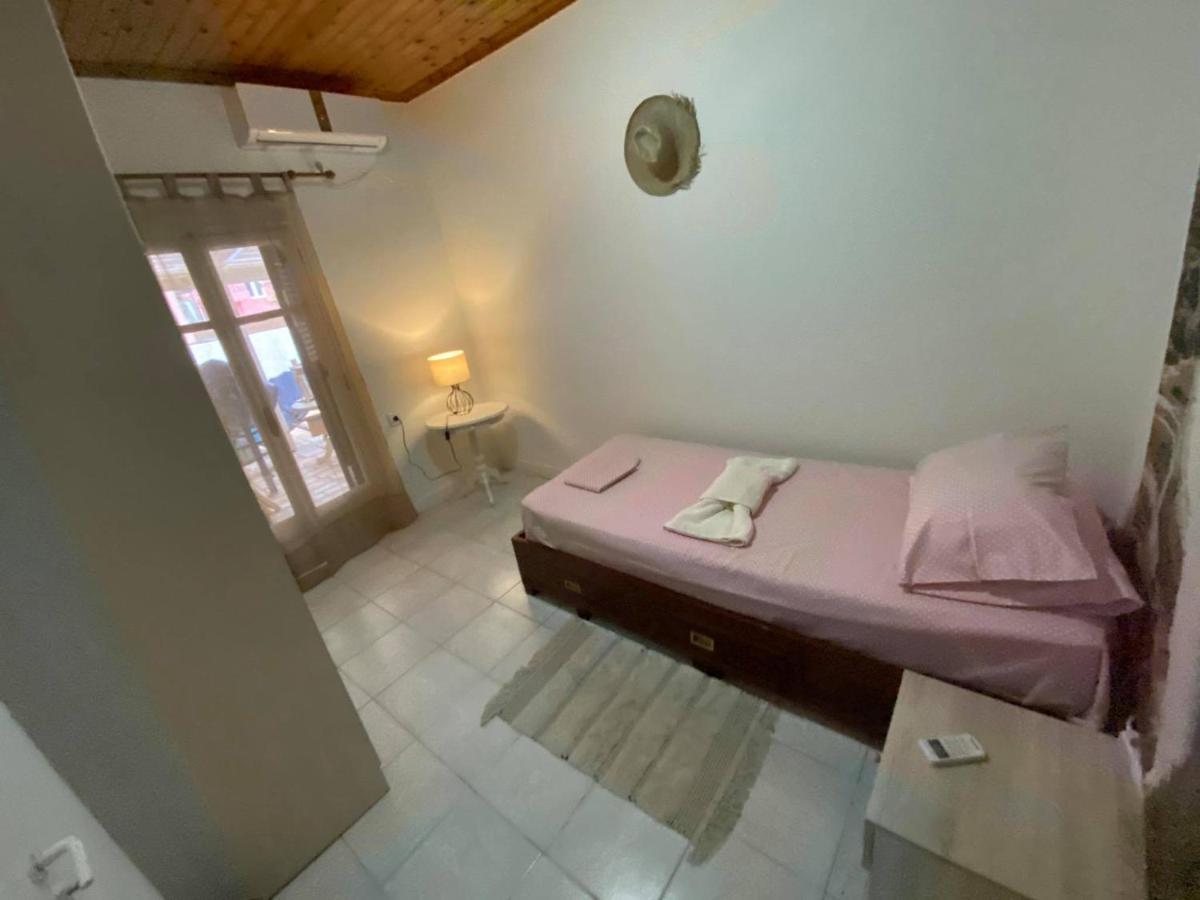 Lena'S Traditional Villa Agia Efimia Bagian luar foto